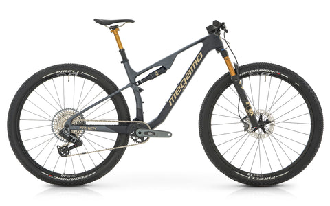 VTT MEGAMO TRACK AXS RACE 2025